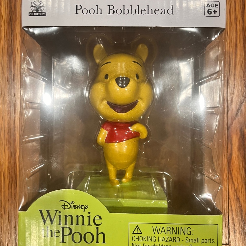 New Disney Winnie the Pooh Bobblehead 5" Figure - Picture 1 of 9